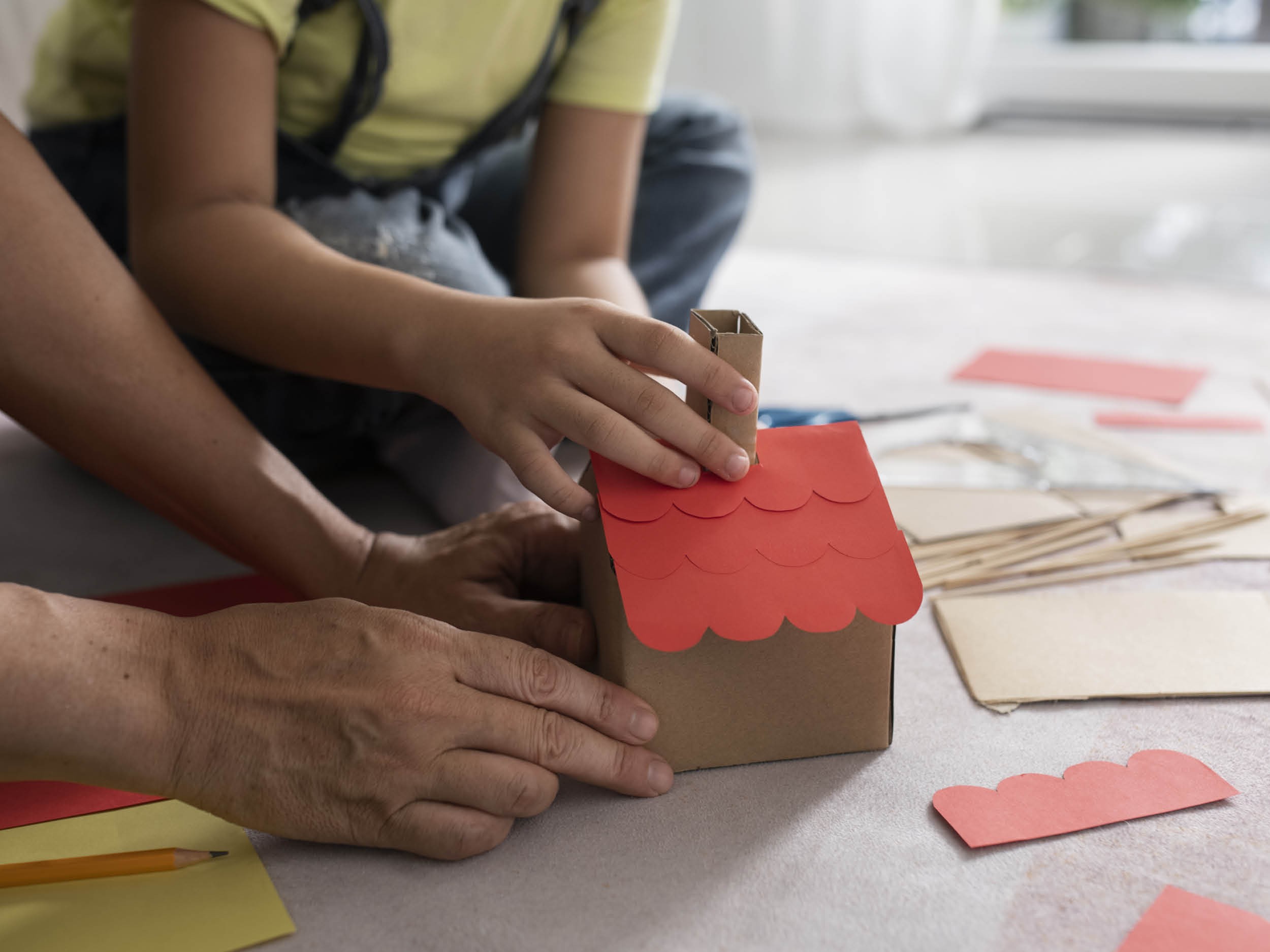 Atelier créatif "Ma maison enchantée" // សិក្ខាសាលាបែបច្នៃប្រឌិត "សាងសង់ផ្ទះក្នុងក្តីស្រម៉ៃ"