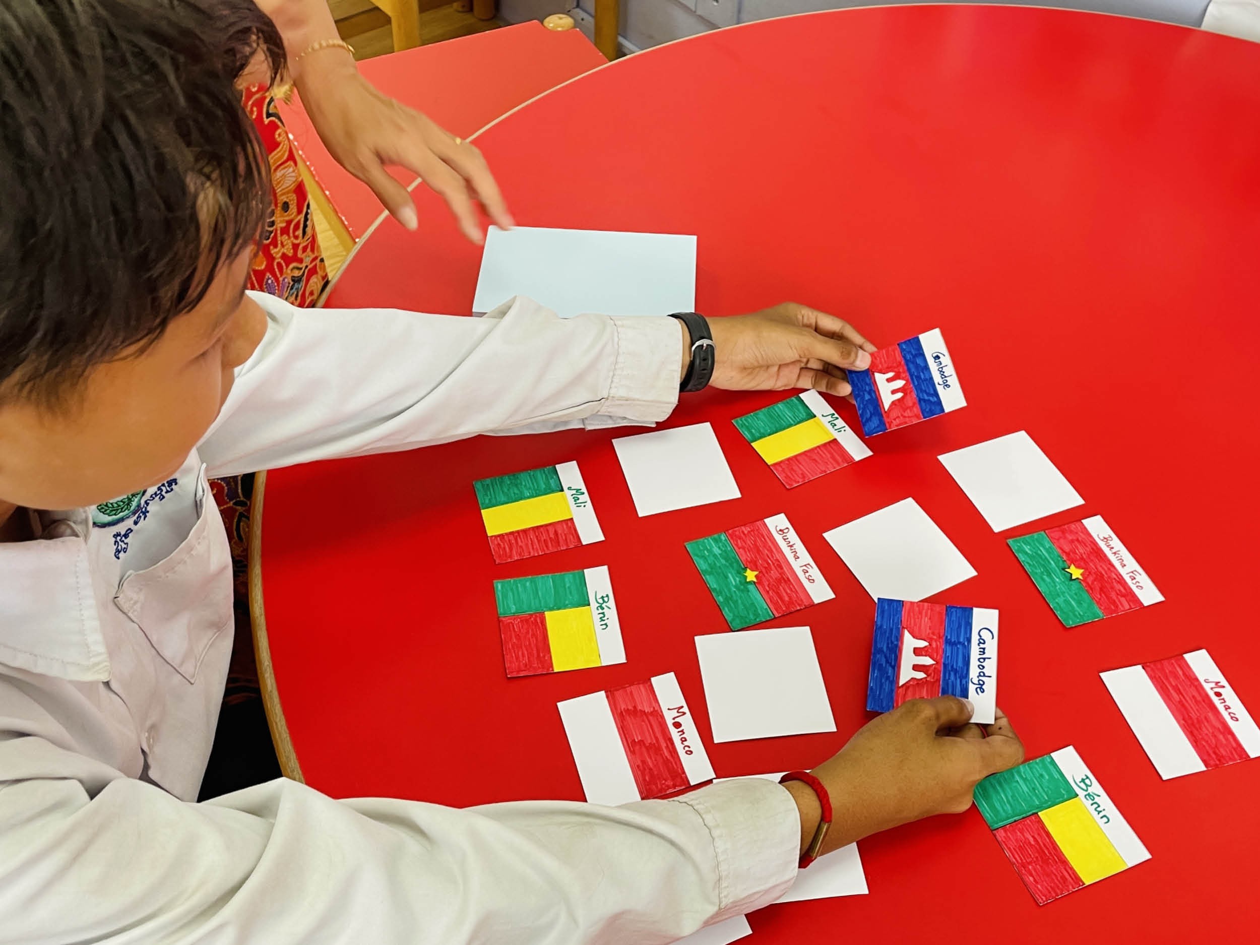 Médiathèque // Fabrique ton jeu de mémoire francophone ! (បង្កើតល្បែងចងចាំ)