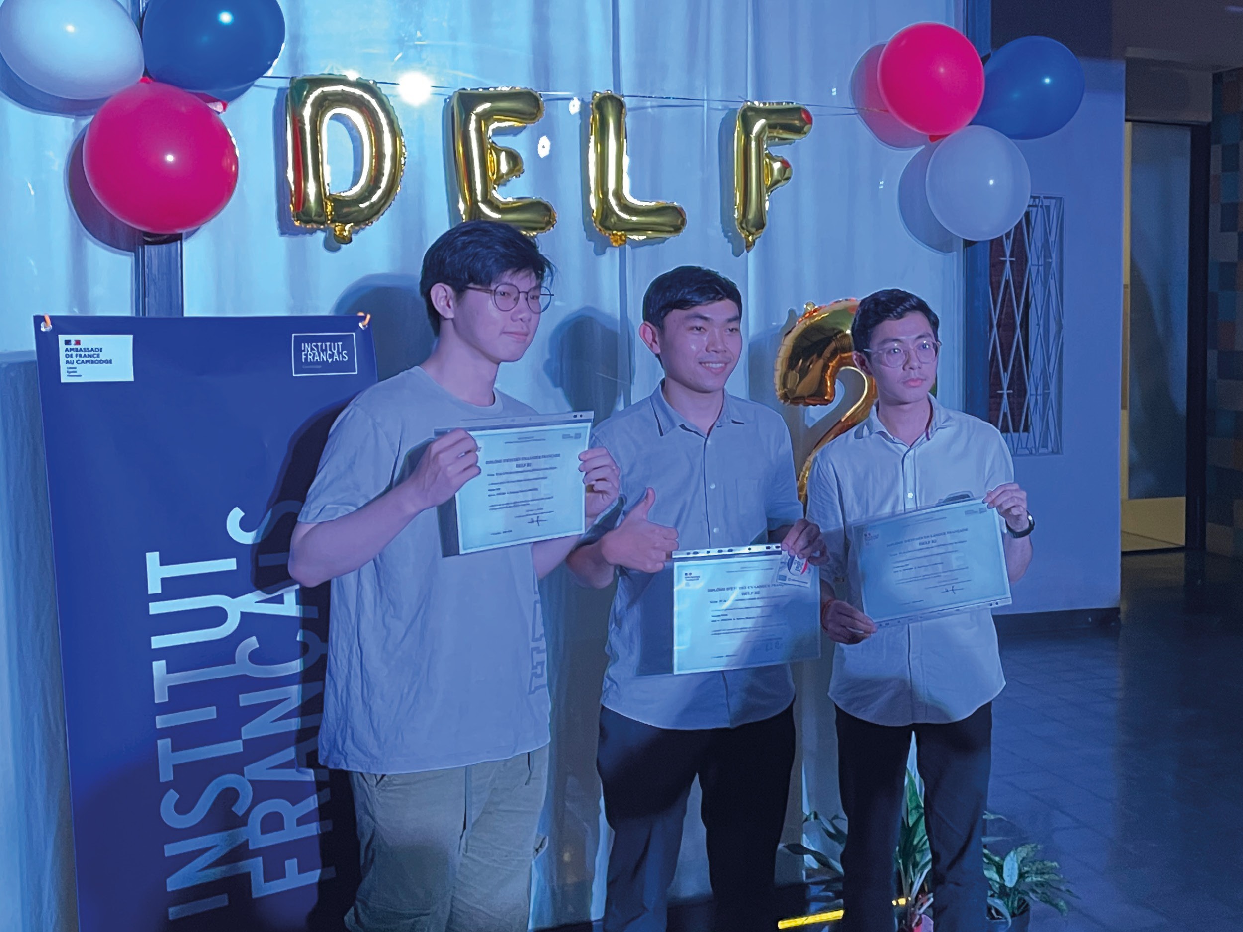 បណ្ណាល័យពហុឯកសារ "ខ្ញុំប្រលងជាប់ DELF B1/B2" // Atelier apprenant "J'ai réussi le DELF B1/B2"