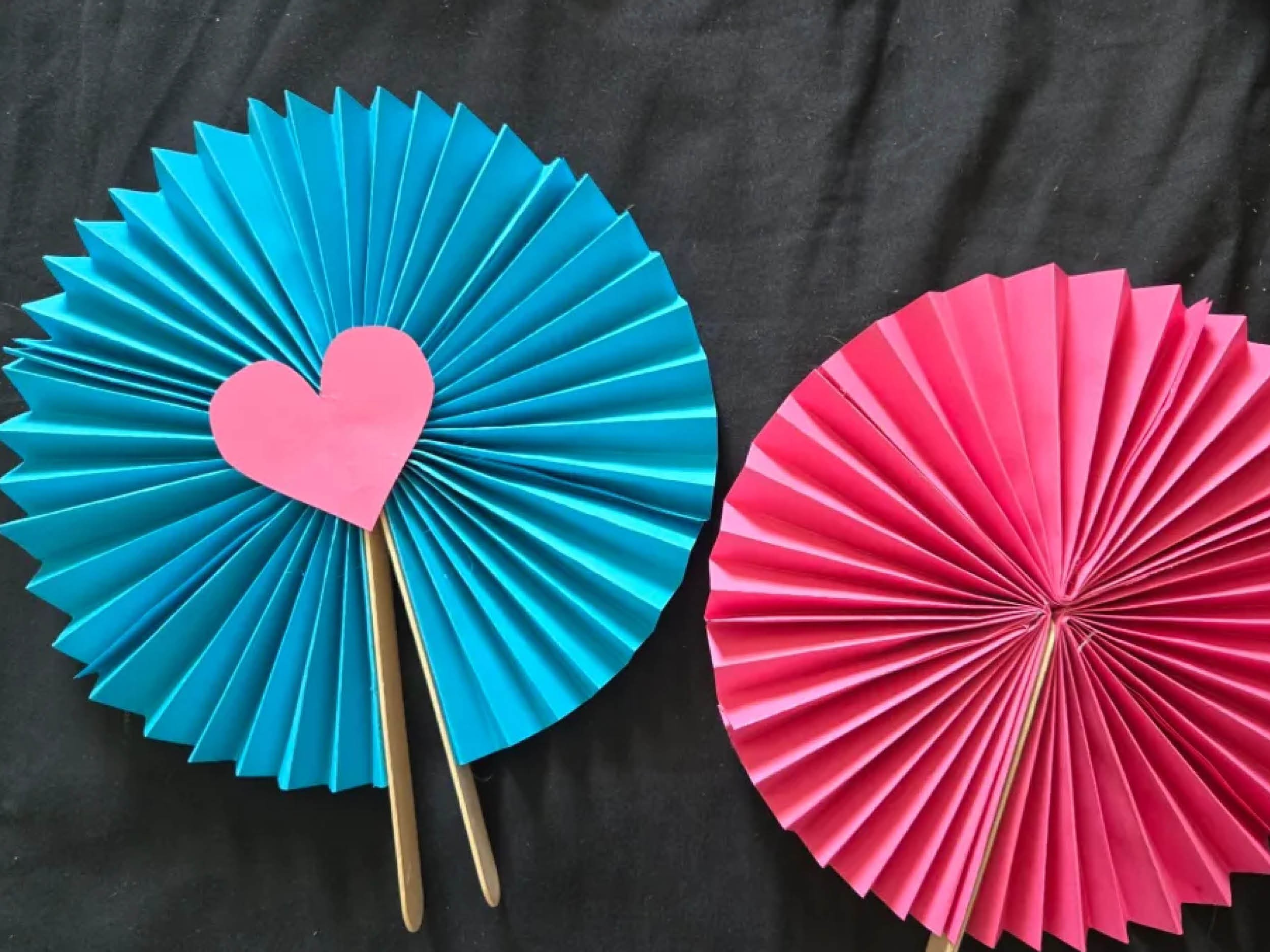 Atelier créatif "Éventail chinois" // សិក្ខាសាលាបែបច្នៃប្រឌិត "ផ្លិតបក់ជនជាតិចិន"